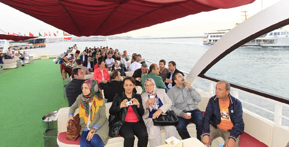 Belediye personeli Boğaz’da kültür turunda