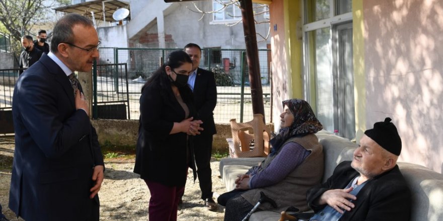 Yavuz çiftinden ailelere ziyaret