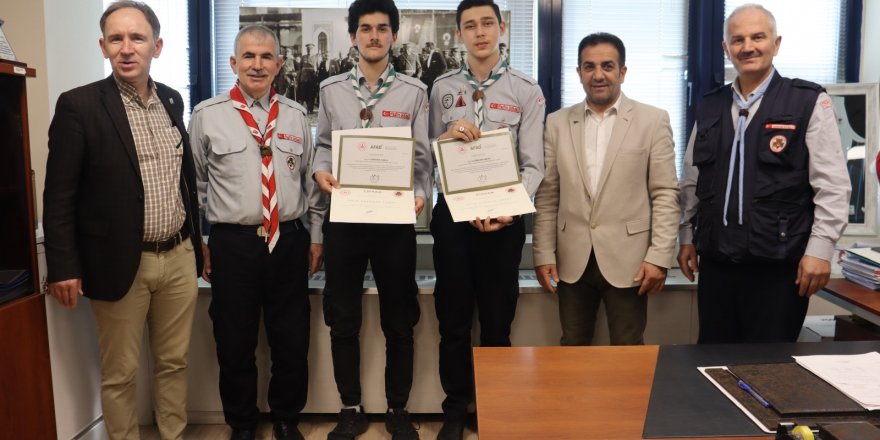 İzcilere bakanlıktan teşekkür belgesi