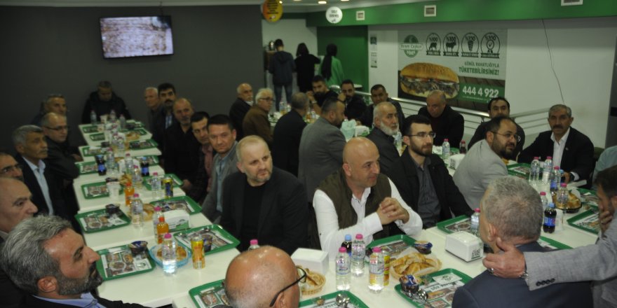 MHP’liler iftar yaptı