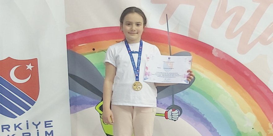 Minik Fatıma Ergül’ün eskrimde büyük başarısı