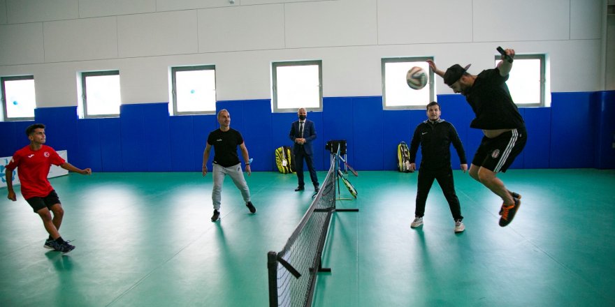 Büyükşehir’den Bahar Spor Şöleni ve Ayak Tenisi Turnuvası