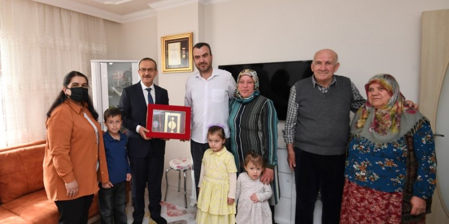 Yavuz çiftinden şehit ve gazi ailelerine ziyaret