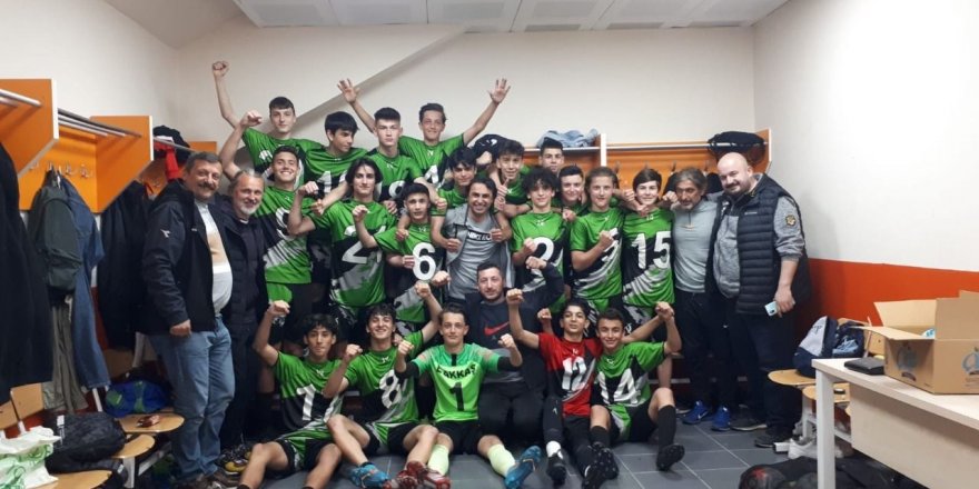 Bağçeşmespor şampiyon