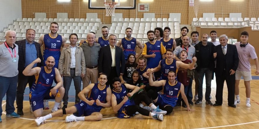 Karamürsel Gençlik İstanbul’da kazandı