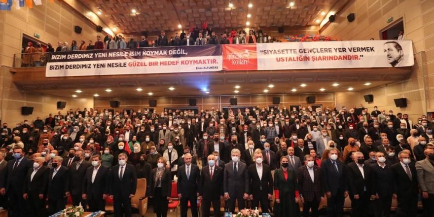 AK Parti’de danışma meclisleri yeniden başlıyor