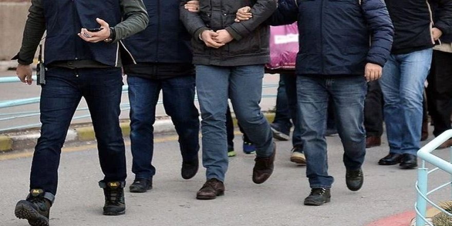 FETÖ operasyonunda 12 şüpheliden 2’si tutuklandı