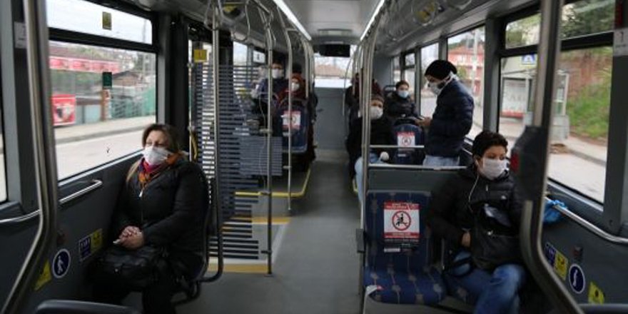 Toplu taşımada maske zorunluluğu kalktı