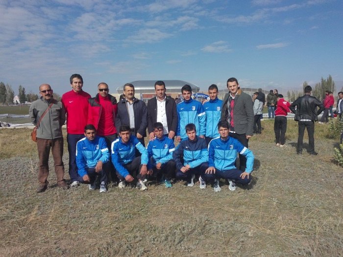 ZİRVEYE AMBARGO KOYDULAR