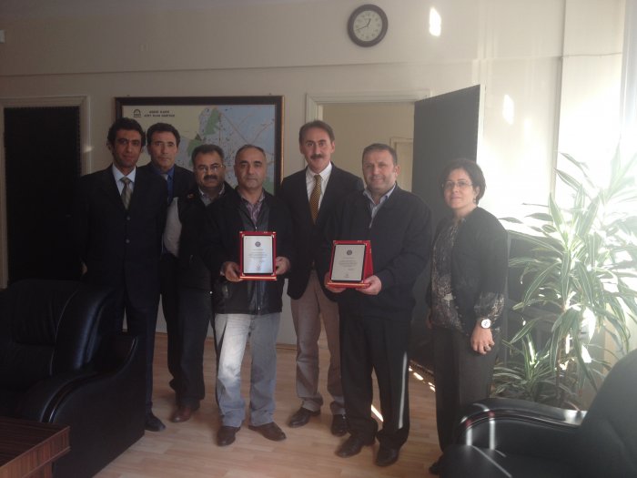 En başarılı ekibe plaket