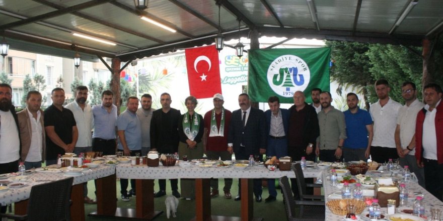 Suadiyespor kahvaltıda buluştu