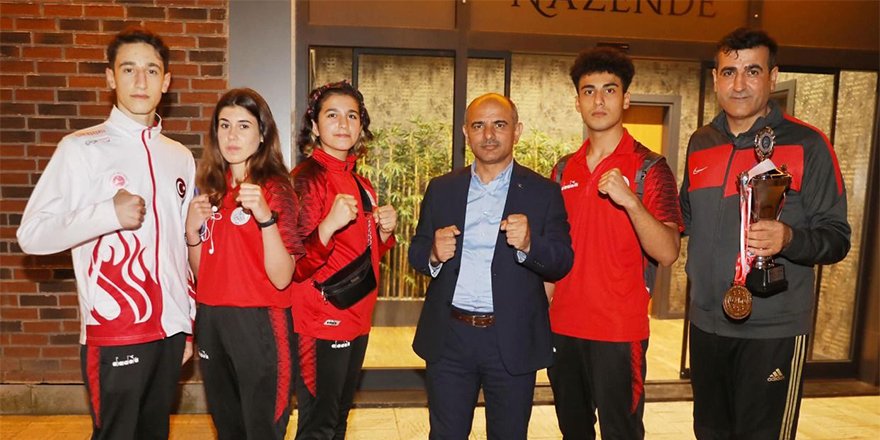 Başkan Söğüt, şampiyonları ağırladı