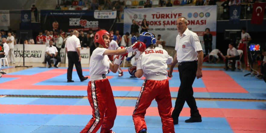 Türkiye Kick Boks Şampiyonası, Kocaeli'de başladı