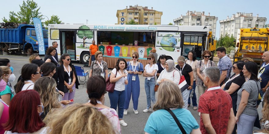 Mobil eğitim aracına yabancı ilgisi