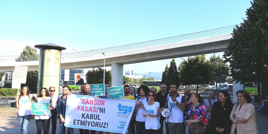 Gazeteciler bir kez daha haykırdı: Sansür yasasına hayır!