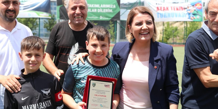 Kamuran Akşar Futbol Turnuvası’nda şampiyon; KOCAELİSPOR!