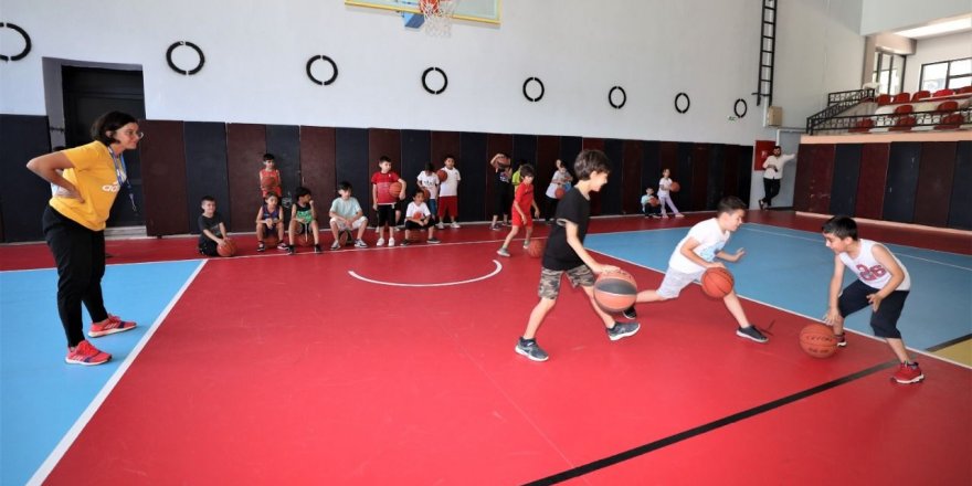 Yaz spor okulları başladı