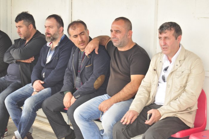 ÇAKIR İDMAN KAÇIRMIYOR