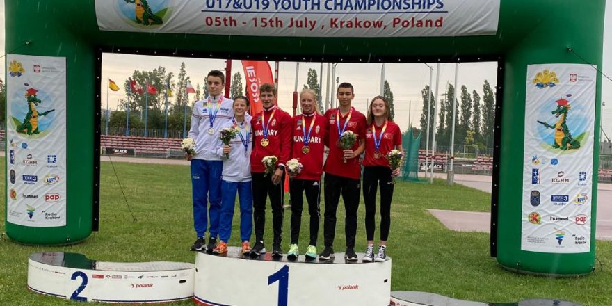 Kocaeli Yüzme Kulübü sınırları zorluyor