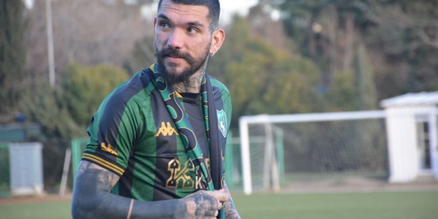 Kocaelispor’da Kolovos’un da sözleşmesi feshedildi