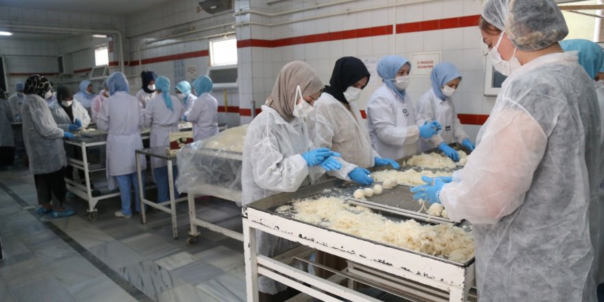 Pişmaniye ustaları KO-MEK’te yetişiyor