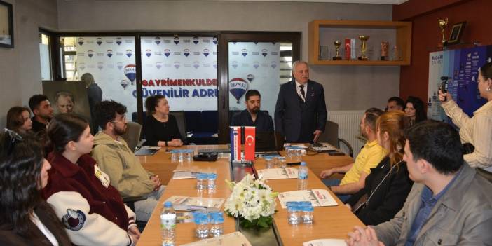 Üniversiteliler Sektörü Sahada Öğreniyor