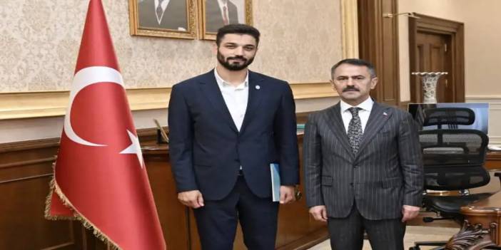 Yuvacık Mahmut Paşa Cami Müezzini Çelik’ten, Vali Aktaş’a Ziyaret