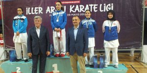 Karateciler madalya bırakmadı