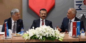 Vali Aksoy iftar yemeğine katıldı