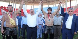 Altın Kiraz Taşköprü Yağlı Güreşleri, cumartesi günü