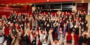Gebzeli Gençlere Dijital Gençlik ve Değerler Konferansı