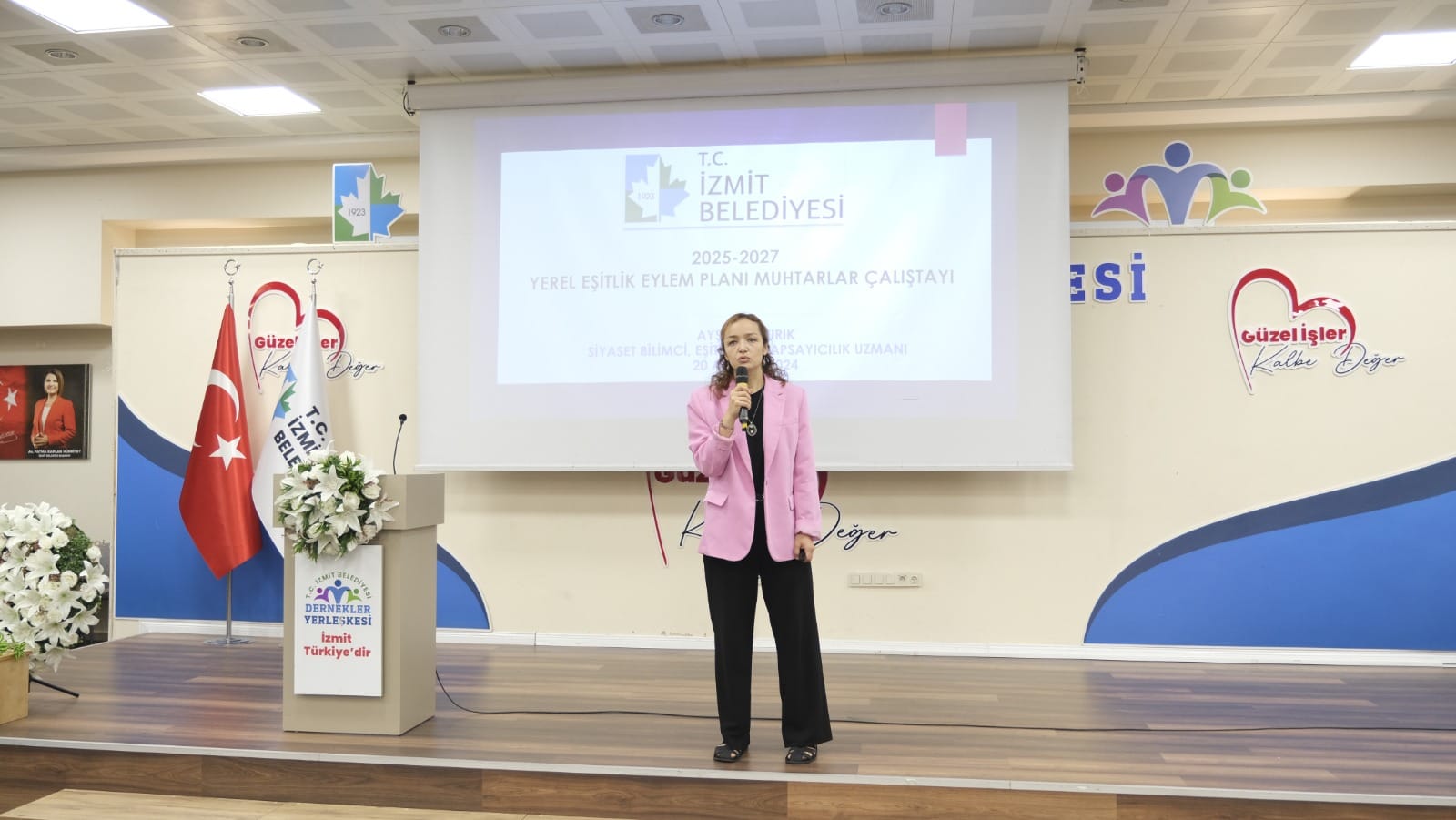 zmit-belediyesinden-2-yerel-esitlik-eylem-plani-calistayi-3.jpeg