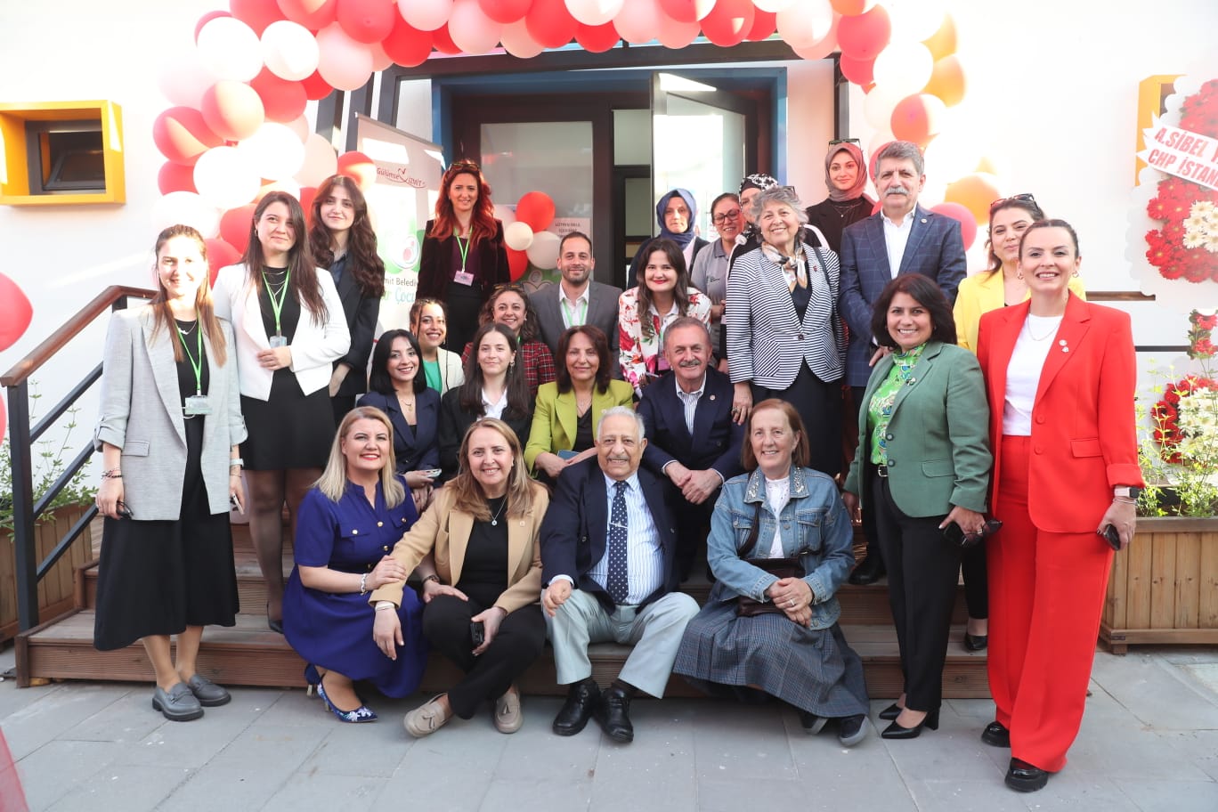 zmit-belediyesi-yeni-bir-umut-kapisi-daha-acti-13.jpeg