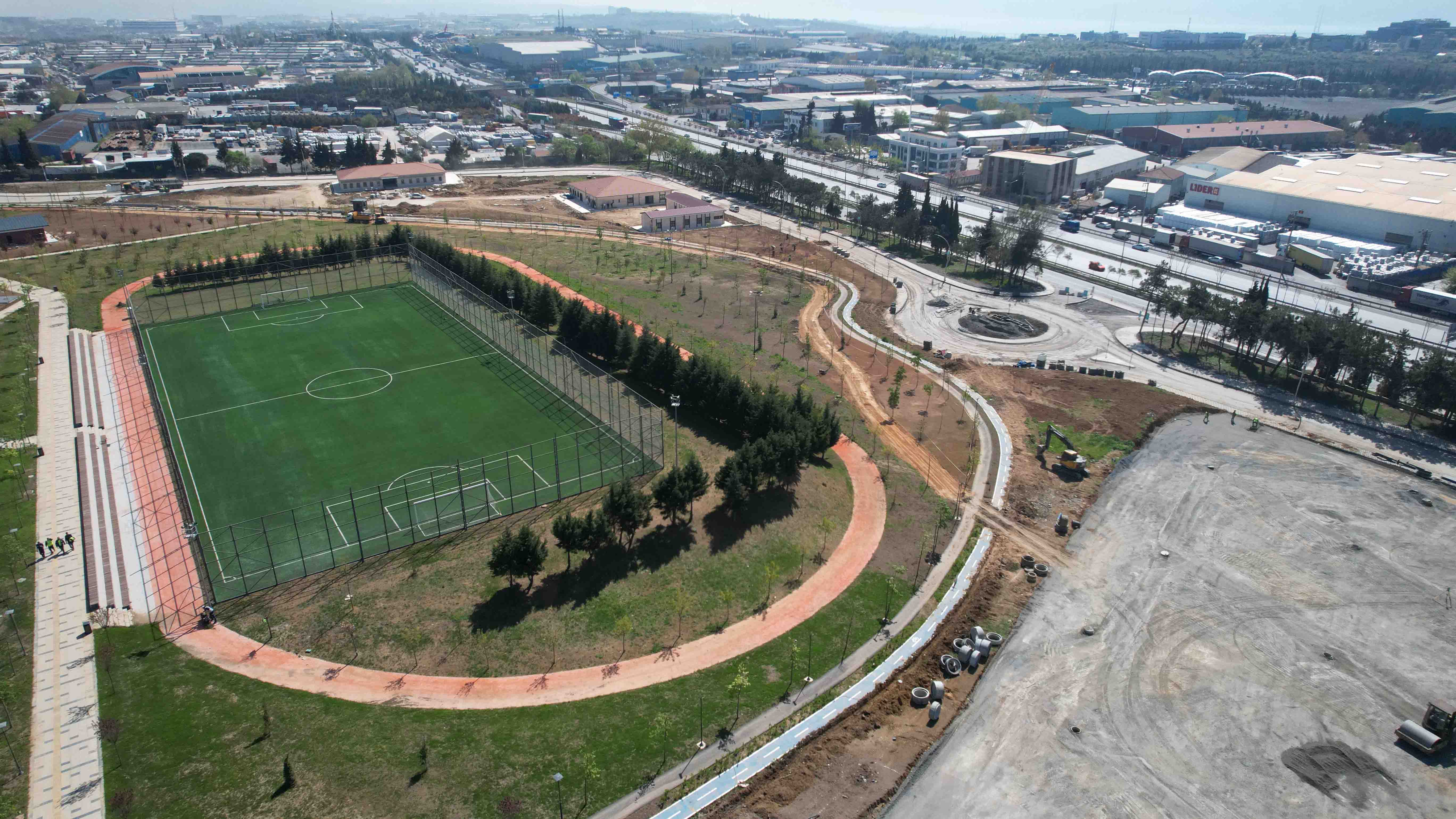 gebze-millet-bahcesi-son-surat-ilerliyor-7.jpg