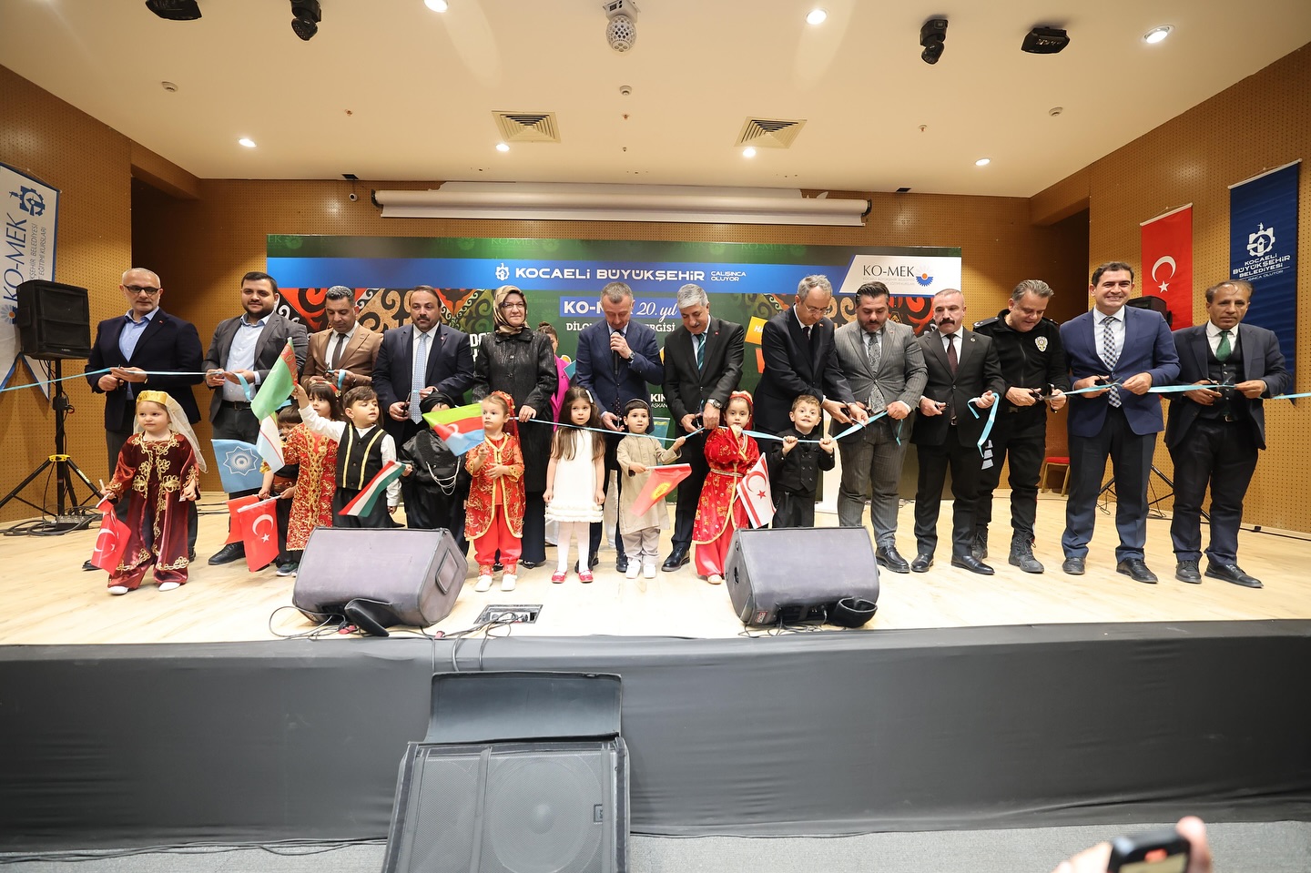 buyukakin-degerlerimiz-sayesinde-biriz-ve-beraberiz-5.jpg
