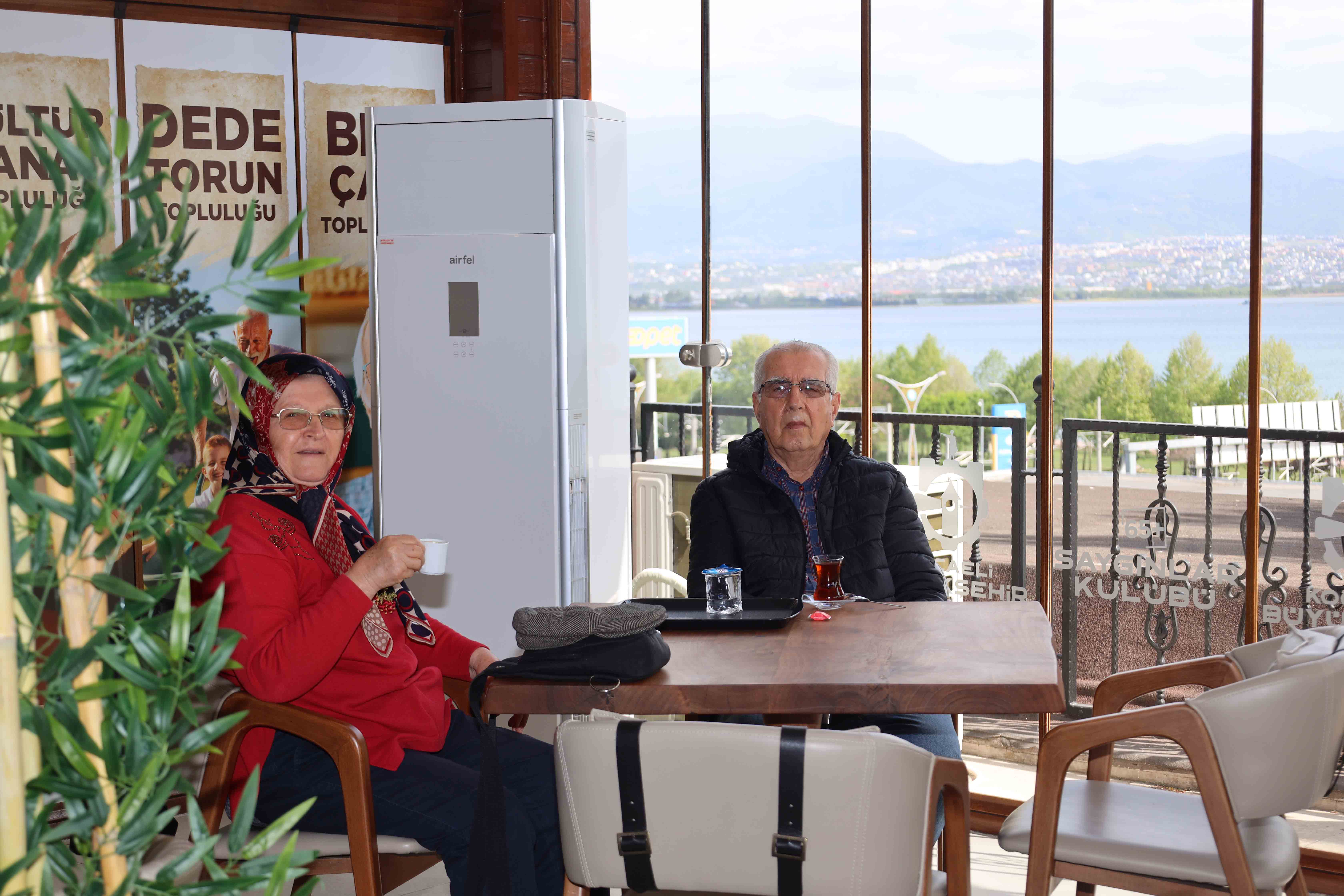 65-yas-ustu-vatandaslarin-yeni-huzur-duragi-5.jpg