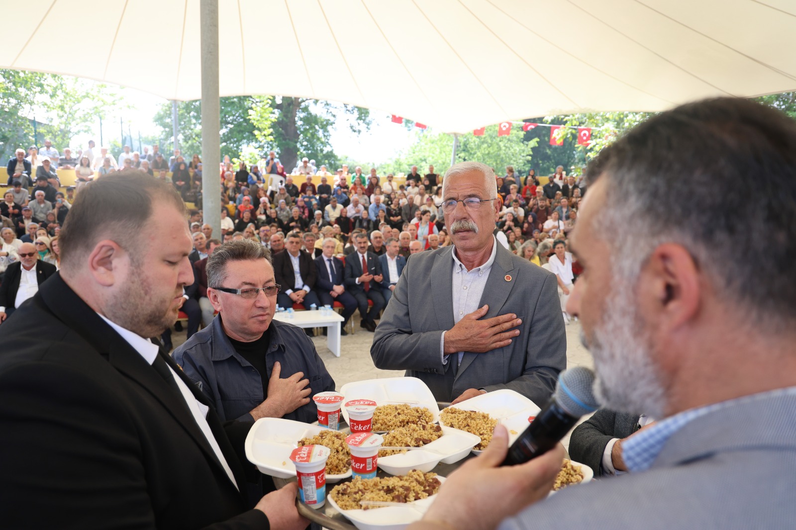 hidirellez-coskusu-bu-kez-bayraktarda-yasandi-4.jpg