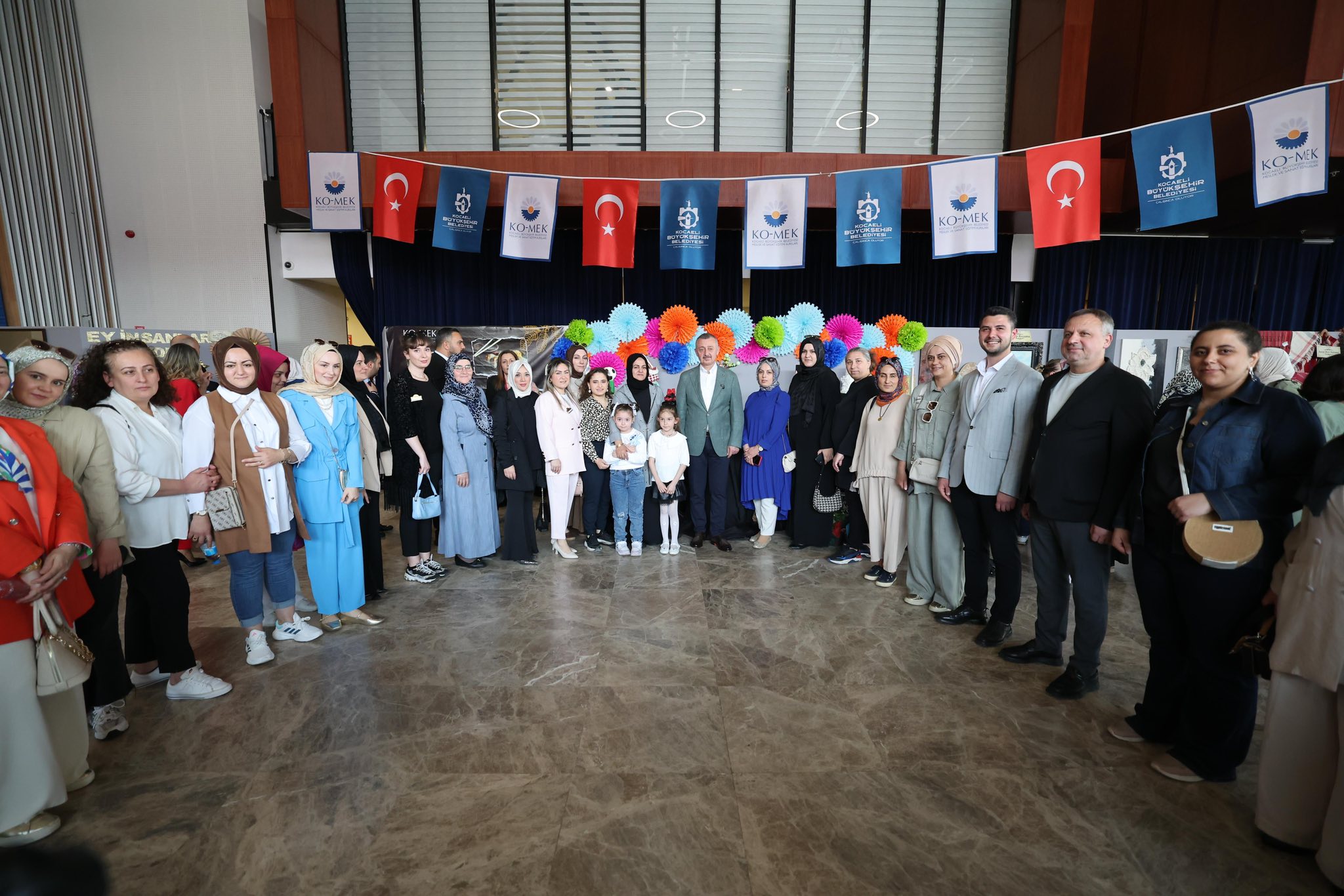 ko-mekin-ortak-temasi-mutluluk-ve-uretkenliktir-7.jpg