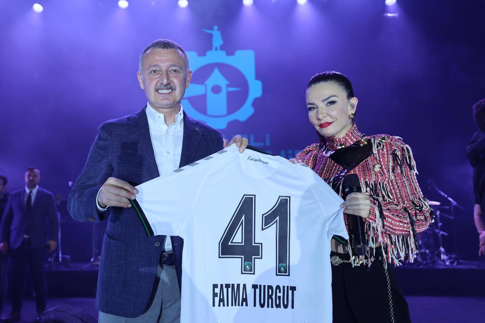 19-mayista-da-kocaelispor-unutulmadi-4.jpg
