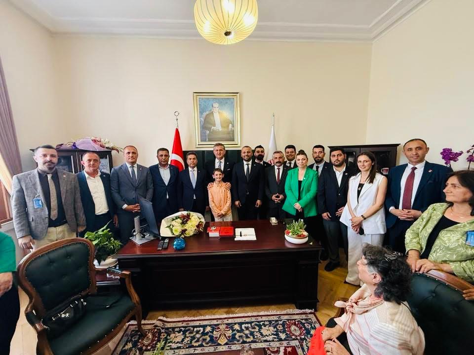 chp-kocaeli-yildizli-icin-ankaraya-adeta-cikarma-yapti3.jpeg