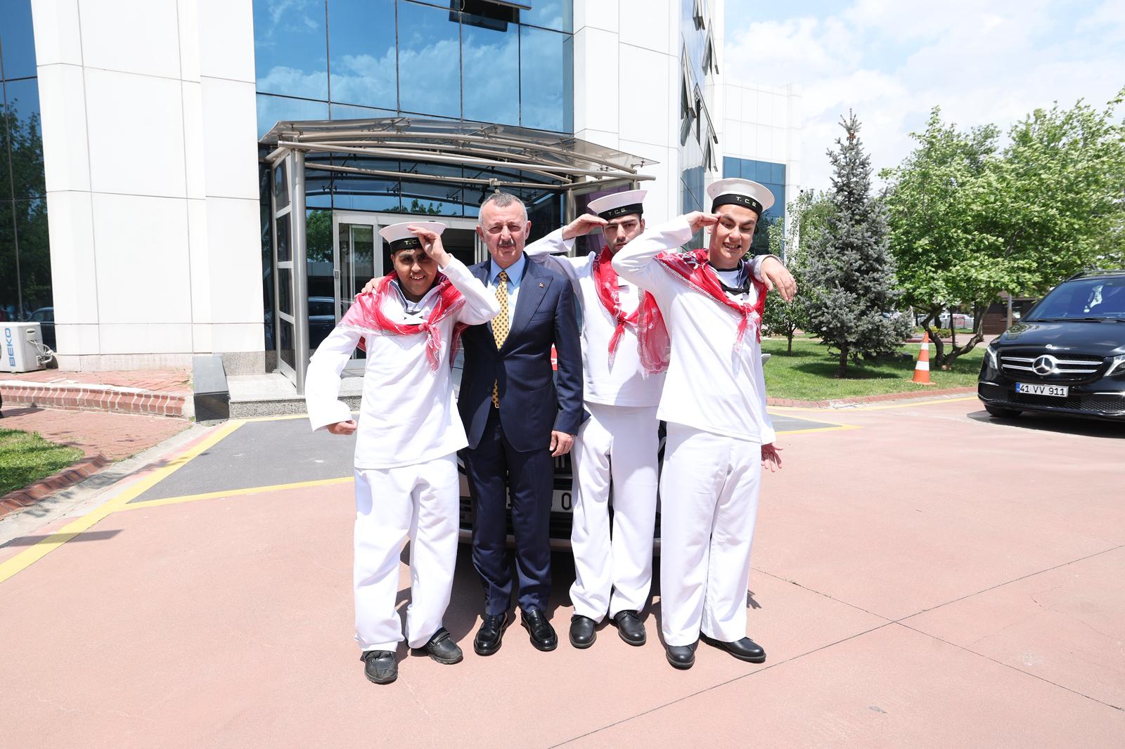 vatan-askiyla-caki-gibi-asker-oldular-20.jpg