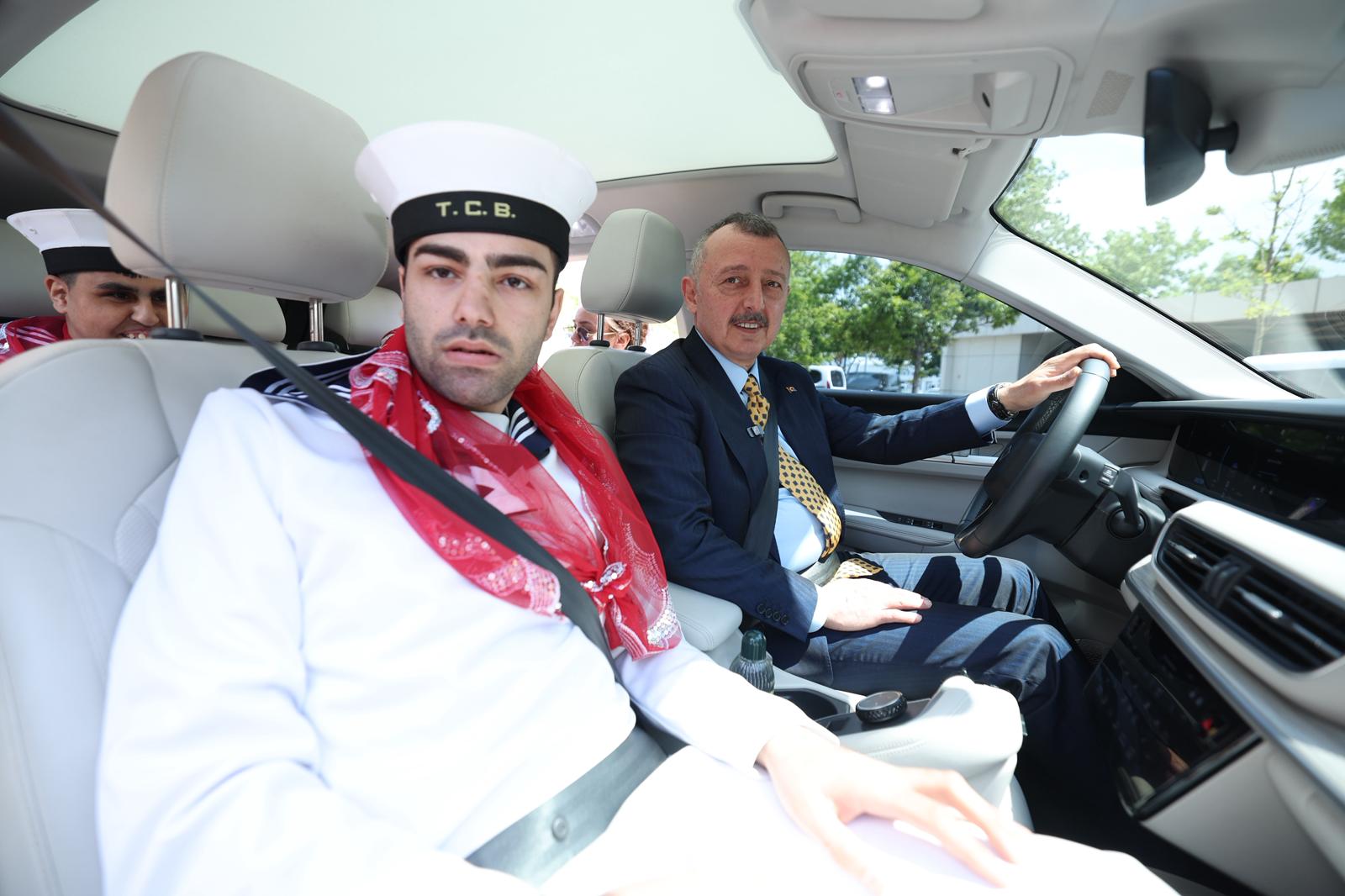 vatan-askiyla-caki-gibi-asker-oldular-29.jpg